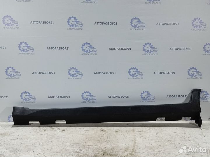 Накладка порога левая Hyundai Creta 1