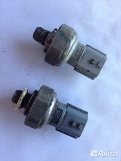 Датчик температуры масла Nissan Qashqai J11