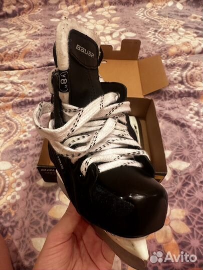 Коньки хоккейные