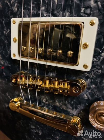 Электрогитара Les Paul Vintage Gold