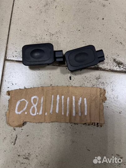 Кнопка открытия багажника i-pace