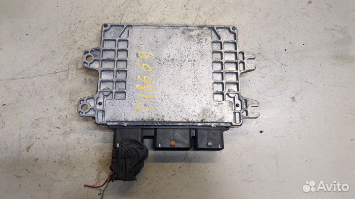 Блок управления двигателем Nissan Juke
