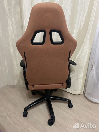 Компьютерный стул