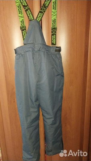 Штаны на лямках от горнолыжного костюма