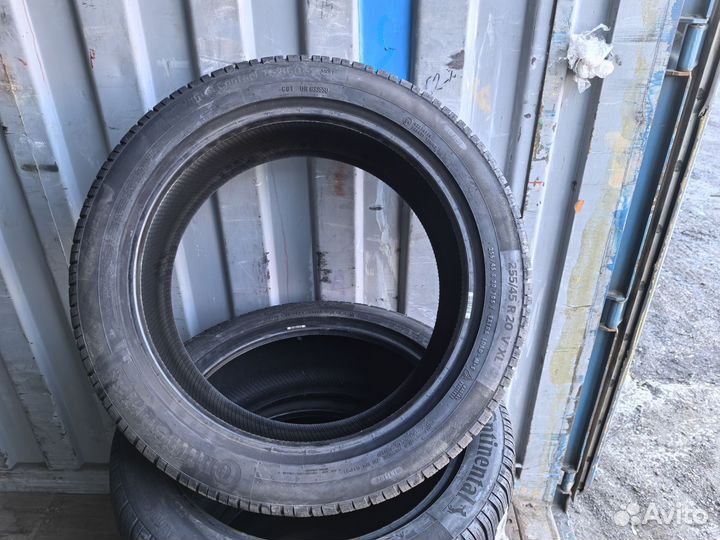 Continental WinterContact TS 860 S 255/45 R20 105V