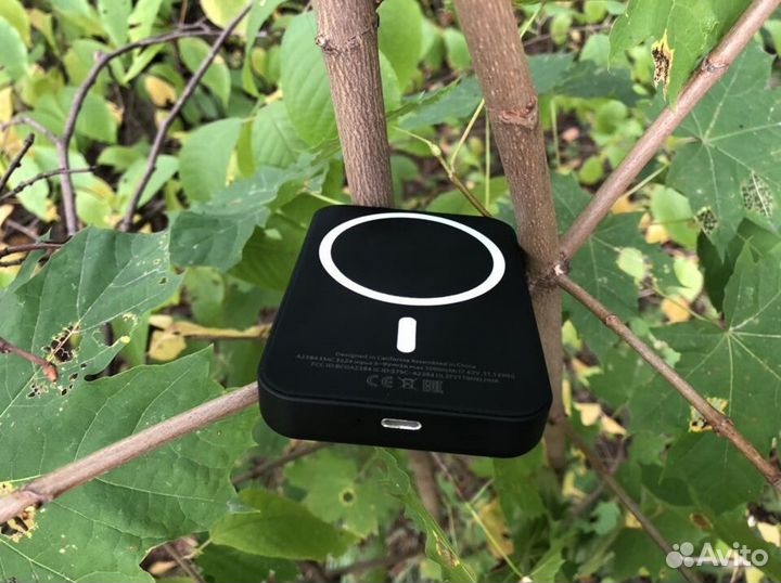 Беспроводная зарядка MagSafe с анимацией