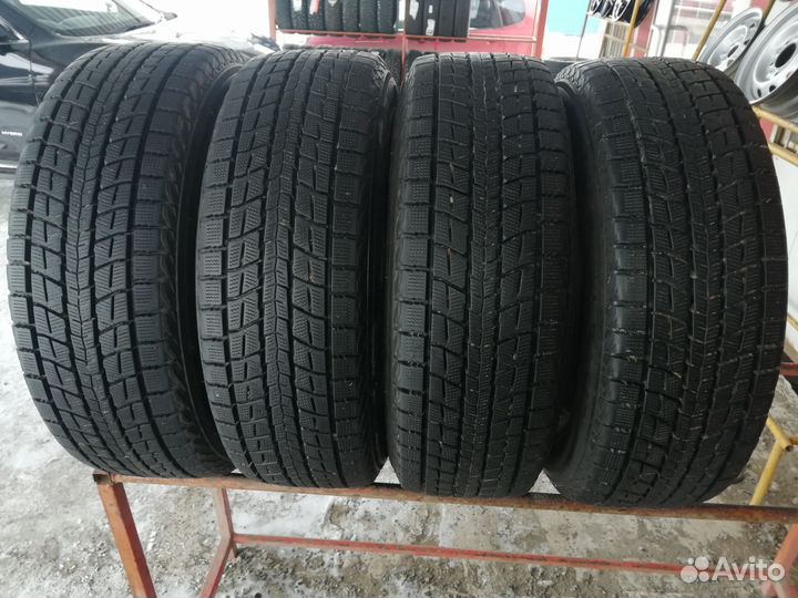 Dunlop Winter Maxx 225/65 R17 и 225/65 R17 102Q