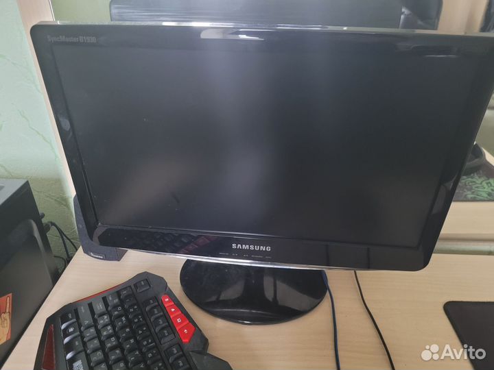 Монитор Samsung syncmaster B1930