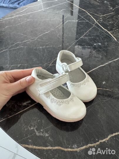 Туфельки для девочки