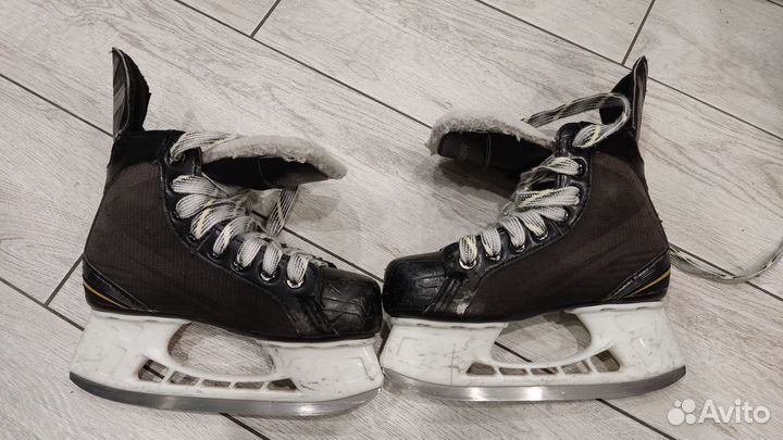 Коньки хоккейные детские Bauer, 33,5 eur