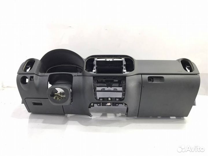 Торпедо Volkswagen Golf Plus