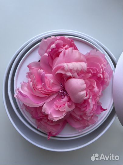 Цветок из ткани Розовый пион