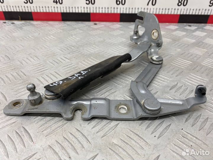 Б/У петля крышки багажника задний левый Audi A6 С5