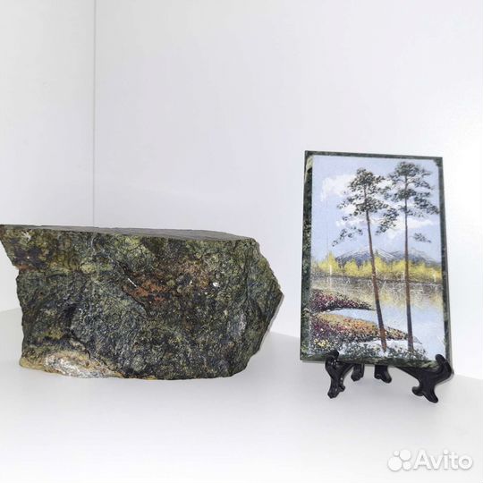 Природный камень Змеевик