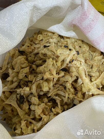 Корм для свиней и птицы (утки, куры)