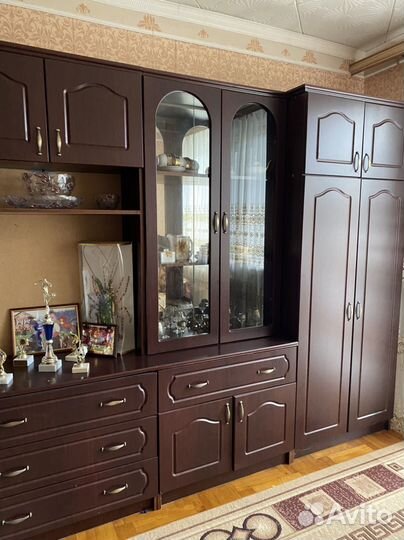 Стенка в гостиную