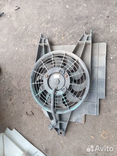 Вентилятор охлаждения Kia Rio