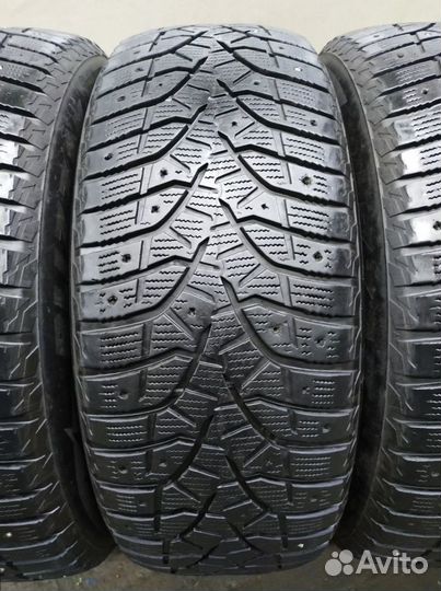 Bridgestone Blizzak Spike-02 SUV 265/60 R18 106H