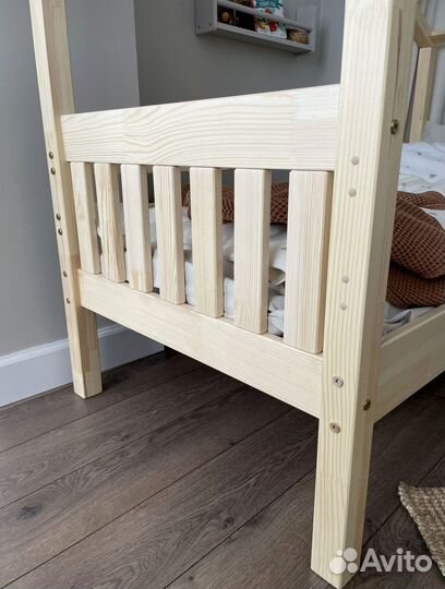 Кроватка Домик для мальчика