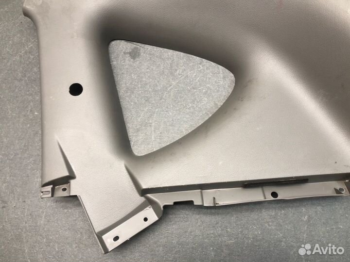 Обшивка стойки задняя правая Chevrolet Rezzo klau