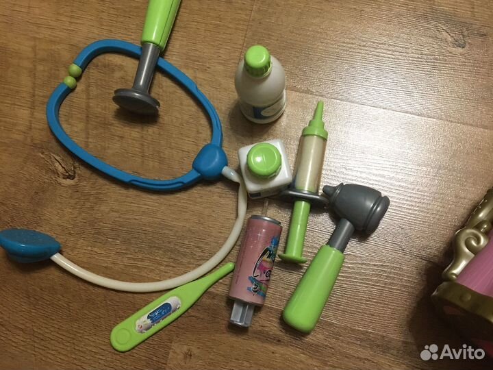 Игрушки доктор