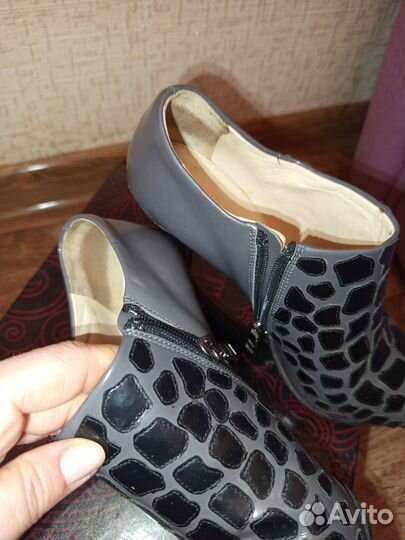 Ботинки женские 37 размер