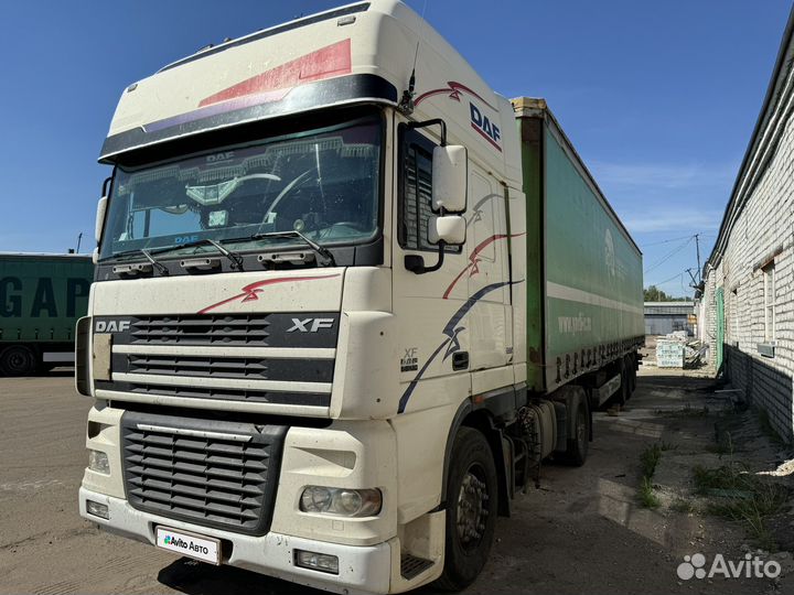 DAF 95XF430 с полуприцепом, 2004