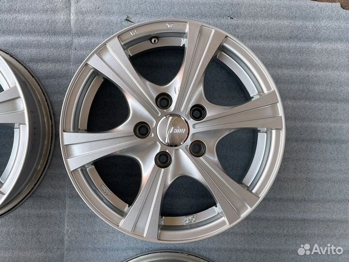 Диски 15” 5х114.3 Weds Fang