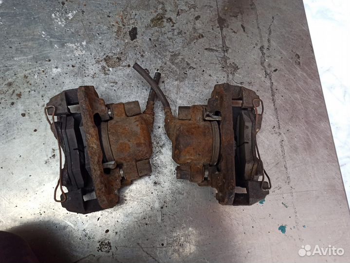 Передний суппорт в сборе Kia Sephia 1 рест