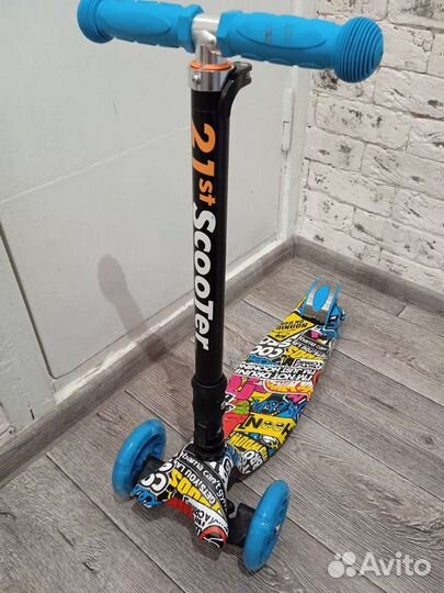 Самокат 21st новые складной принтованый
