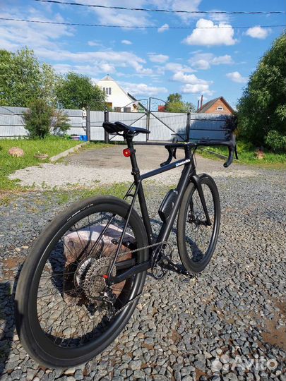 Карбоновый гравийный велосипед 8.1кг