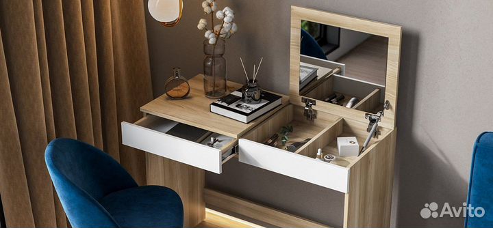 Туалетный столик с зеркалом новый
