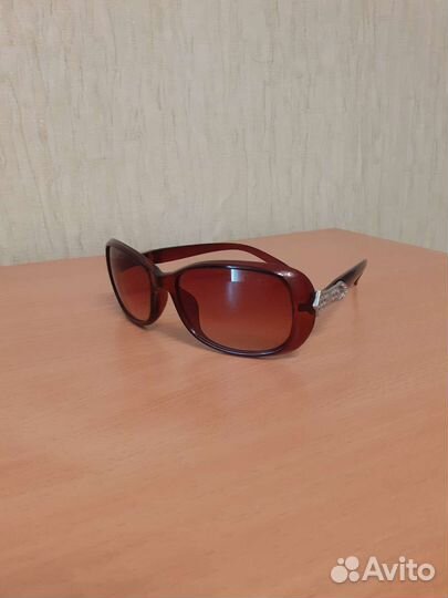 Солнцезащитные очки