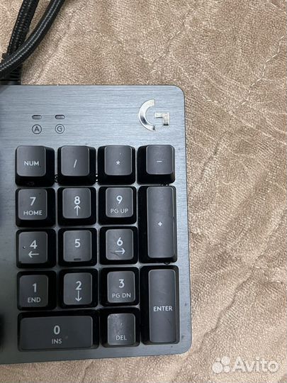 Игровая клавиатура logitech