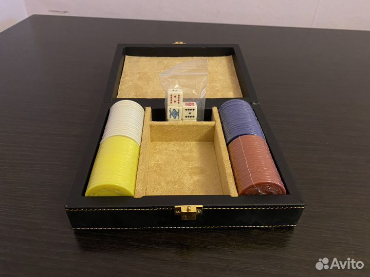 Набор для покера на 80 фишек