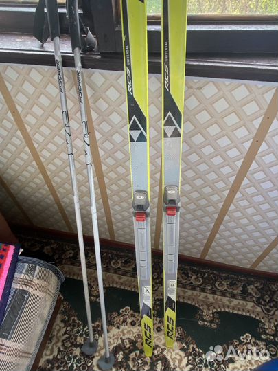 Лыжи с палками