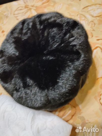 Шапка женская теплая отличное состояние