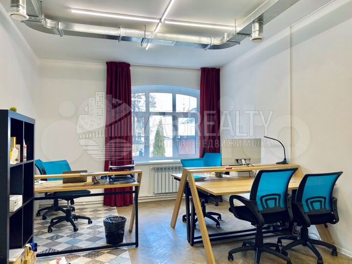 Здание 1700 м² в Хамовниках