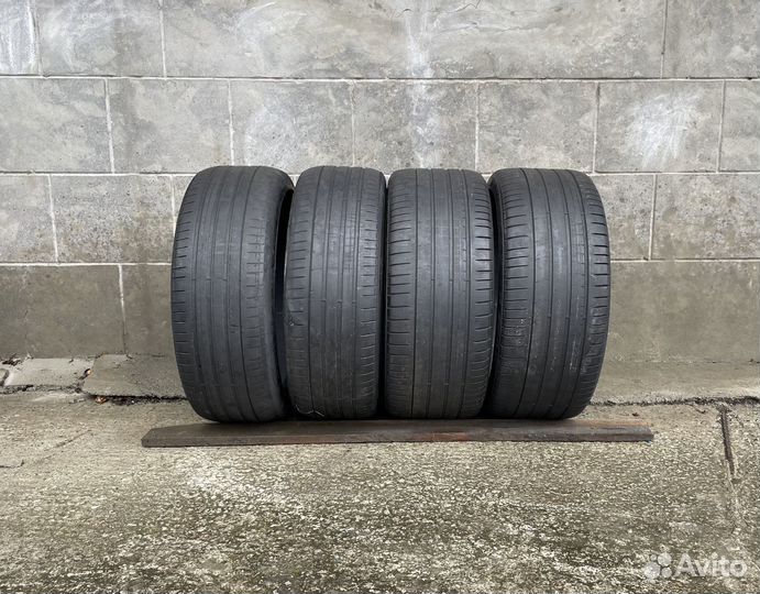 Pirelli P Zero 245/40 R21 и 275/35 R21 103Y