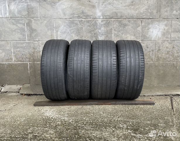 Pirelli P Zero 245/40 R21 и 275/35 R21 103Y