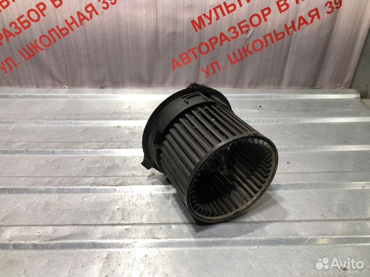 Моторчик отопителя печки Дастер 1