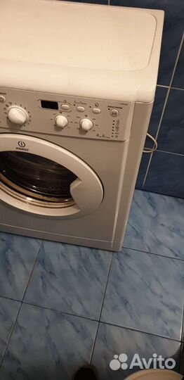 Стиральная машина Indesit на запчасти