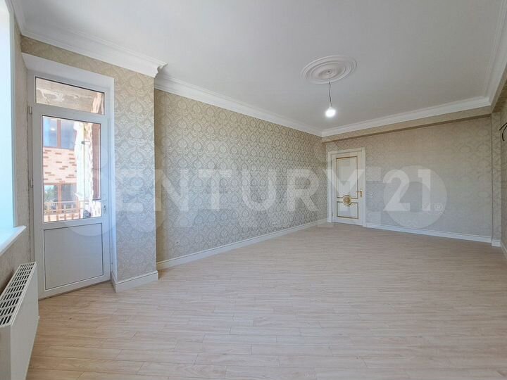 2-к. квартира, 85,7 м², 8/10 эт.