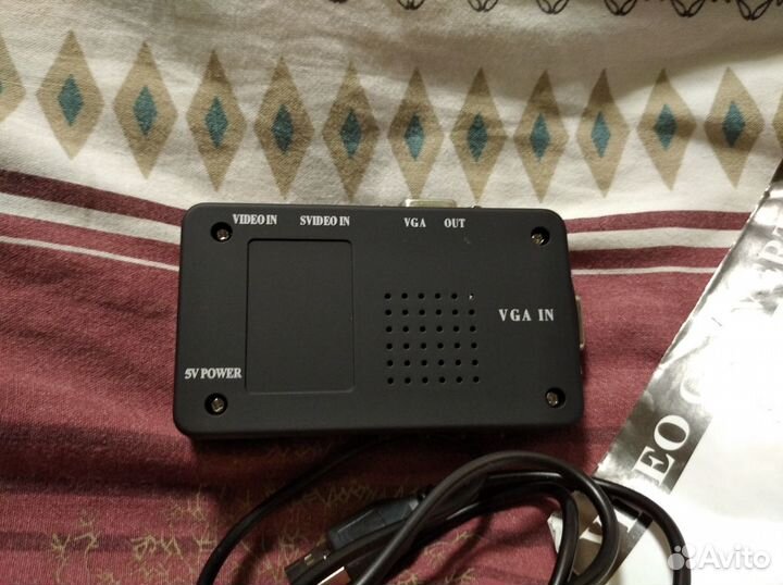Конвертер - адаптер RCA либо S-video на VGA
