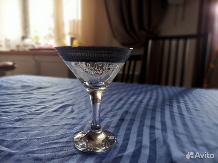 Бокалы под мартини или шампанское. 6шт