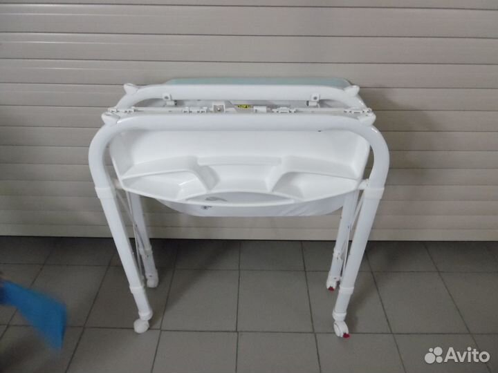 Пеленальный столик + детская ванночка Cam Baby