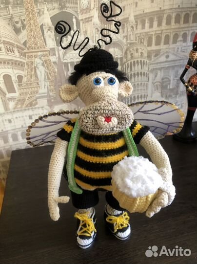 Пчела- мух сувенир