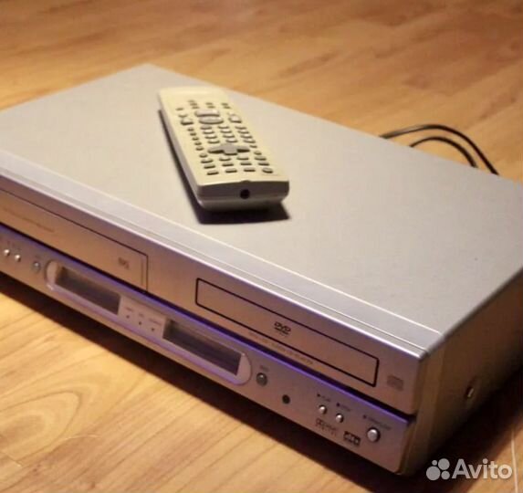 DVD VHS CD RW Player, Sharp DV-NC80
