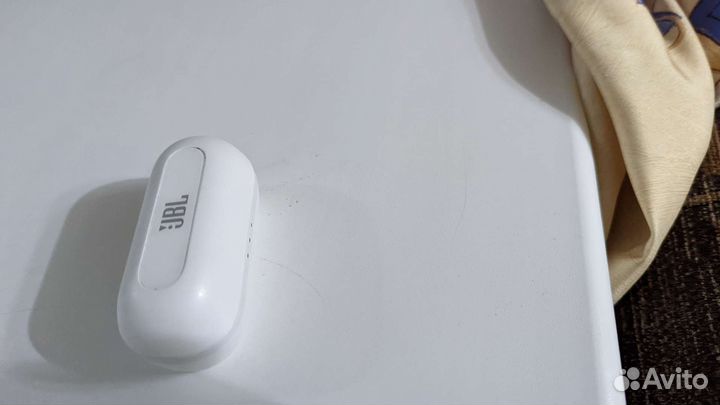 Беспроводные наушники jbl t 100 tws