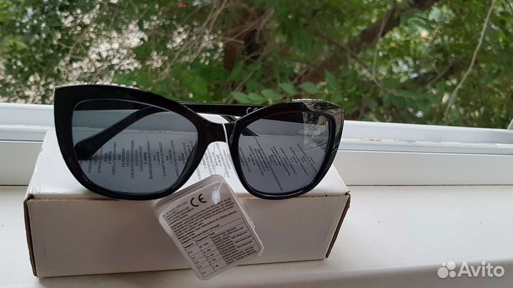 Солнцезащитные очки